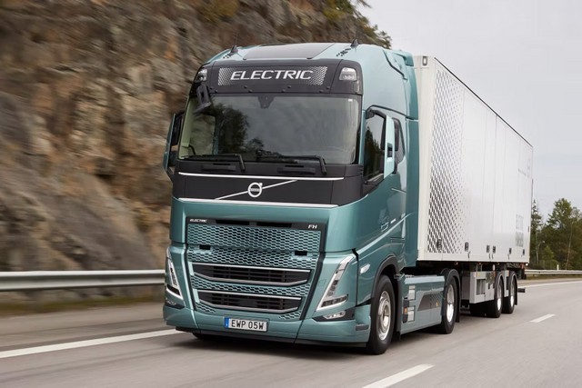 A-belgiumi-Gentben-is-megkezdodott-az-elektromos-Volvo-teherautok-gyartasa-3