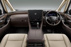 Toyota-Alphard-and-Velfire-Interior-2
