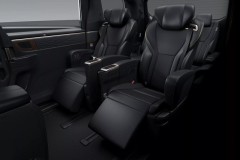 Toyota-Alphard-and-Velfire-Interior-21