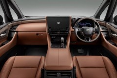Toyota-Alphard-and-Velfire-Interior-8