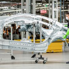 Egy hónapra leáll a termelés télen a kecskeméti Mercedes-gyárban