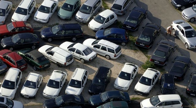 Egyre nagyobb problémát okoznak a szabálytalanul parkoló autók
