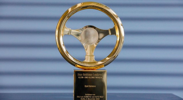 Arany kormánykerék díjat kapott az Opel Corsa-e