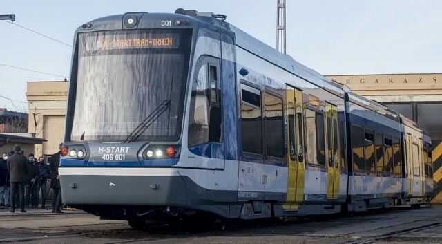 Nem késik a tram-train beruházás a szegedi villamosrendszer energetikai bővítése miatt