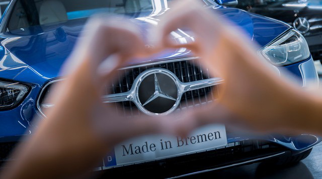 Az alkatrészhiány miatt ismét áll a termelés a Mercedes-gyárban