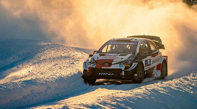 A repülő finn a Toyota Yaris WRC-vel átvette a vezetést a világbajnoki mezőnyben