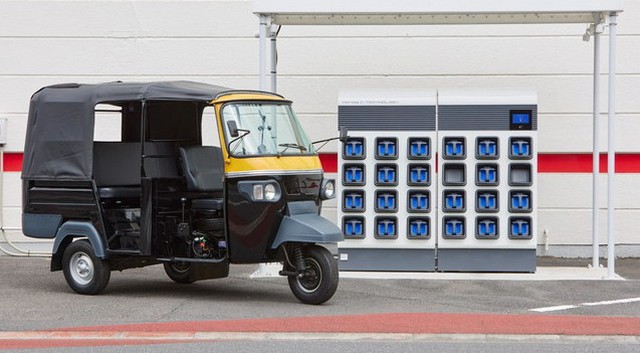 A Honda 2022 első félévében megkezdi a háromkerekű elektromos taxik akkumulátormegosztó szolgáltatását Indiában