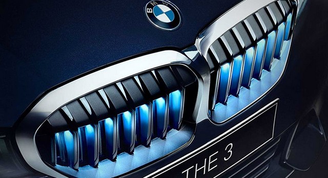 Világító hódfogakat kapott a BMW 3 Gran Limousine Iconic Edition