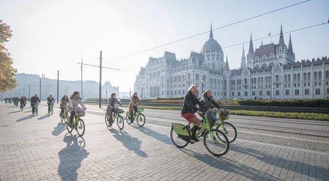 Nők a városi kerékpározásért