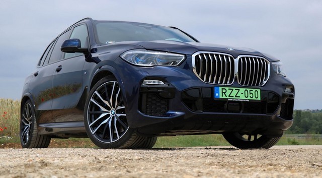 A BMW 5-ös sorozat folyamatos sikere a felső-középkategóriában