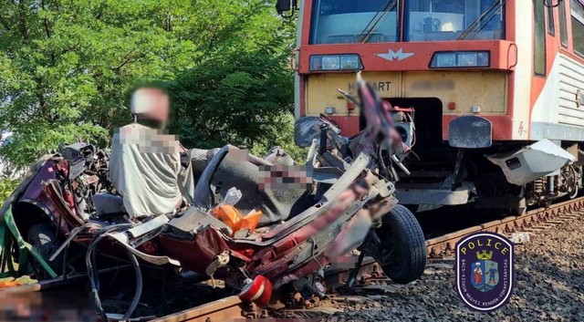 Hét halottja van a kunfehértói vasúti átjáróban történt balesetnek     (új  részletekkel frissítve)