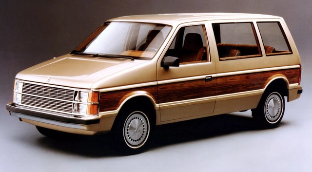 40 éve született a Chrysler Minivans