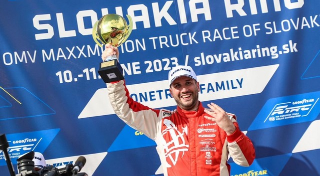 A Hungarian Motorsport Academy által támogatott Révész Racing tökéletes hétvégét zárt a Slovakia Ringen