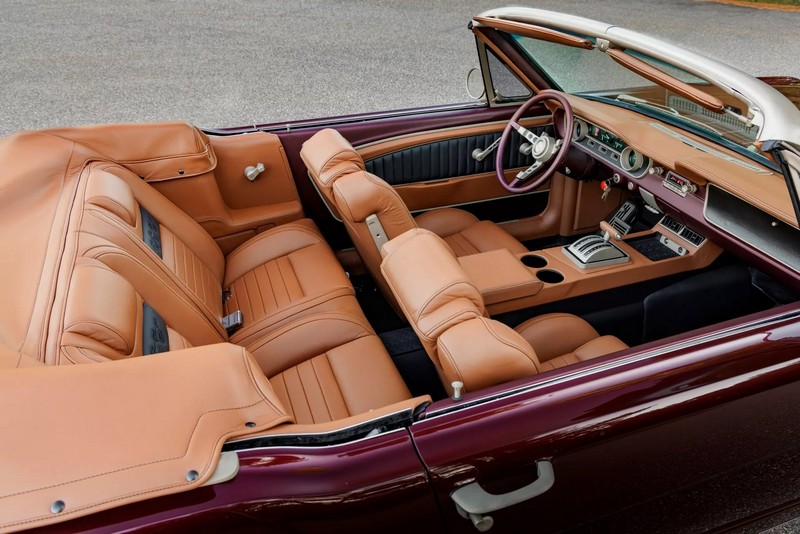 A Ringbrothereknek több mint 4000 órába telt megépíteni ezt a ’65-ös Ford Mustang kabriót (173)