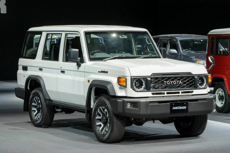 Toyota Land Cruiser 70-es sorozat (18)