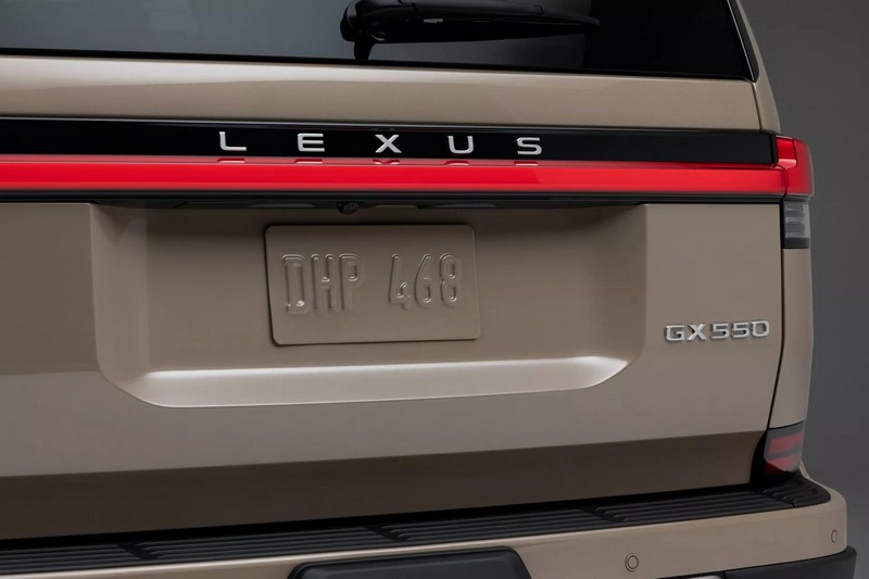 2024-Lexus-GX-Overtrail-1213-11