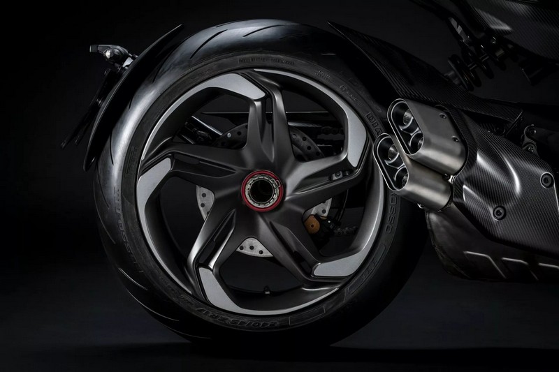 Ducati-Diavel-for-Bentley-1208-8