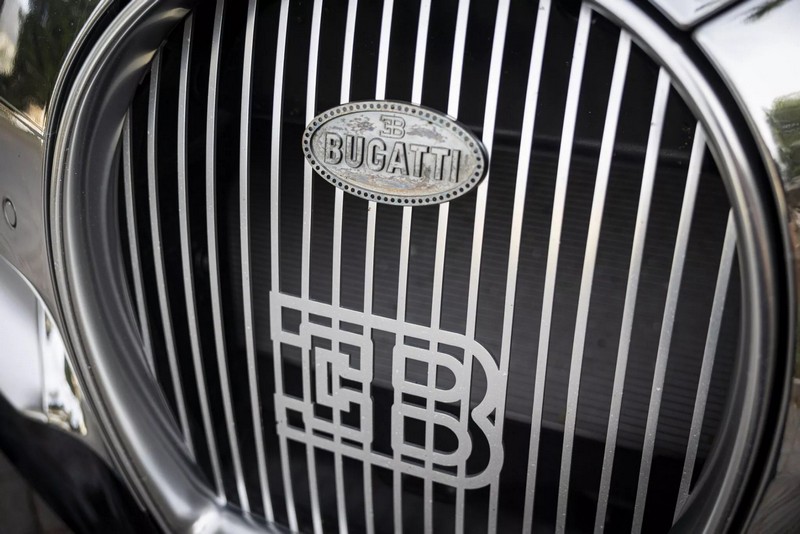 Látni fogja a tükörképét ebben a Bugatti Chironban, még akkor is, ha nem engedheti meg magának (19)