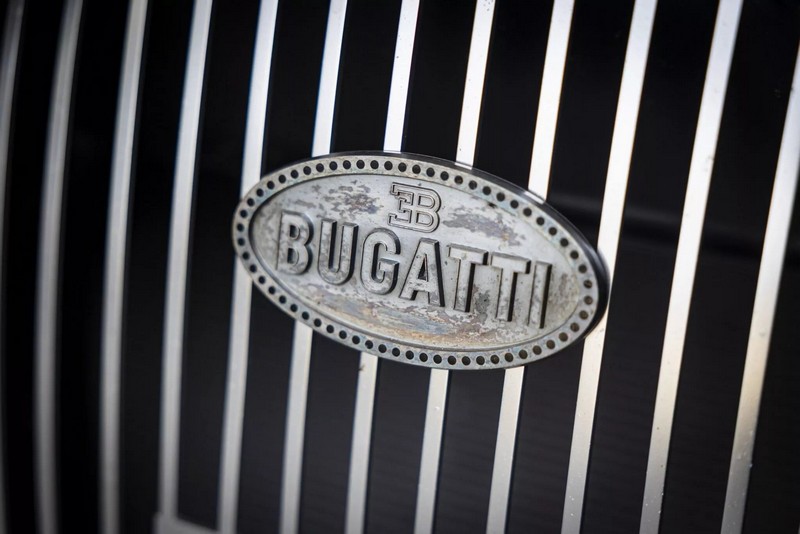 Látni fogja a tükörképét ebben a Bugatti Chironban, még akkor is, ha nem engedheti meg magának (30)