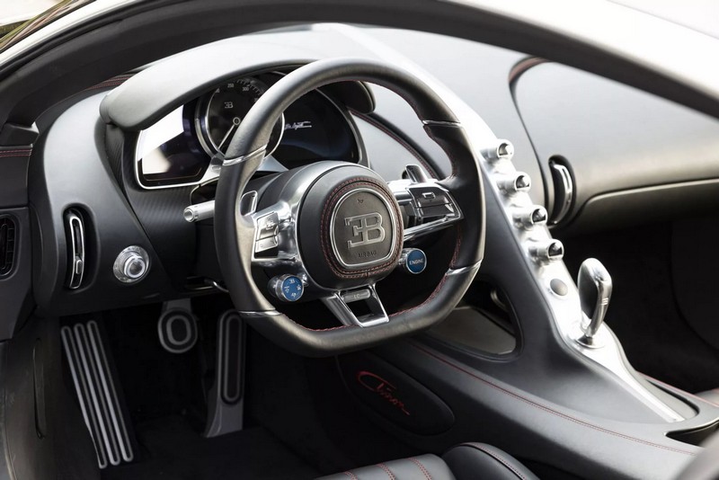Látni fogja a tükörképét ebben a Bugatti Chironban, még akkor is, ha nem engedheti meg magának (32)