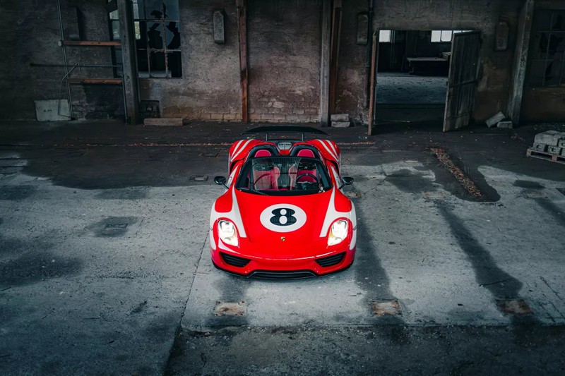 Porsche-918-Spyder-8