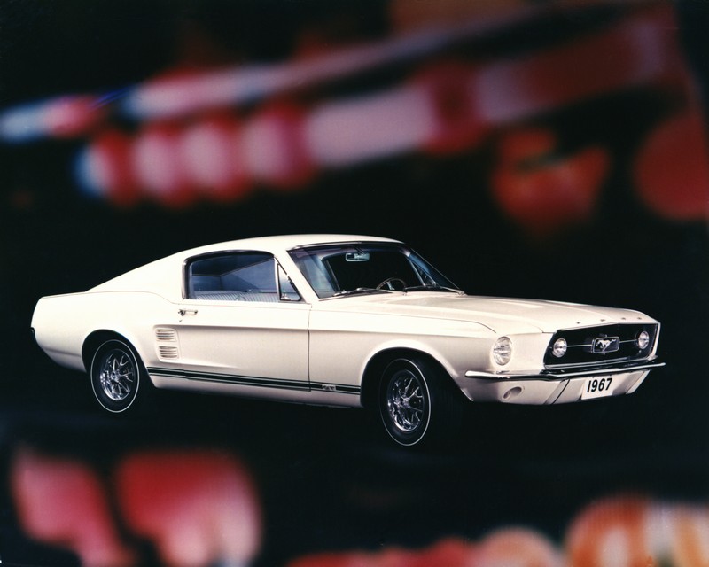 1967-Gen1-FordMustangGTfastback