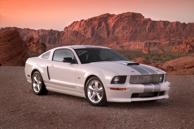 2007-Gen5-FordShelbyGTMustang