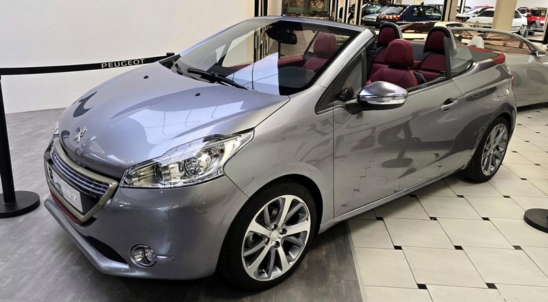 Peugeot-208-Cabriolet_1