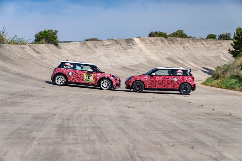 A MINI két érkező John Cooper Works modellt is leleplez a 2024-es Goodwood Festival of Speed sebességfesztiválon (2)