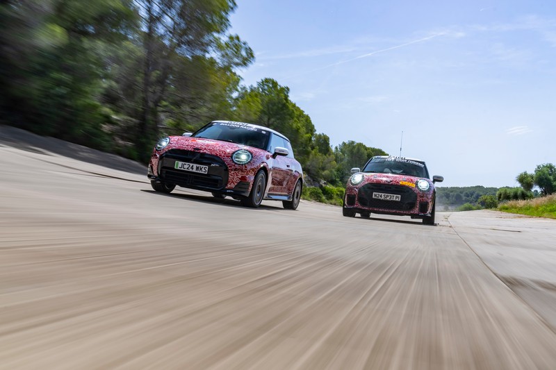 A MINI két érkező John Cooper Works modellt is leleplez a 2024-es Goodwood Festival of Speed sebességfesztiválon (24)