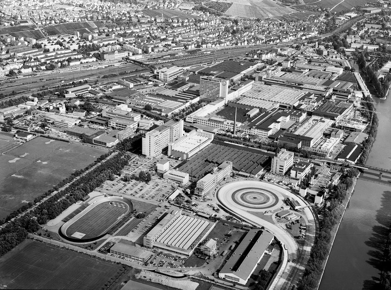 Tradition und Innovation: Mercedes-Benz Werk Stuttgart-Untertürkheim feiert 120-jähriges Jubiläum

Tradition & Innovation: Mercedes-Benz Stuttgart-Untertürkheim plant celebrates 120th anniversary