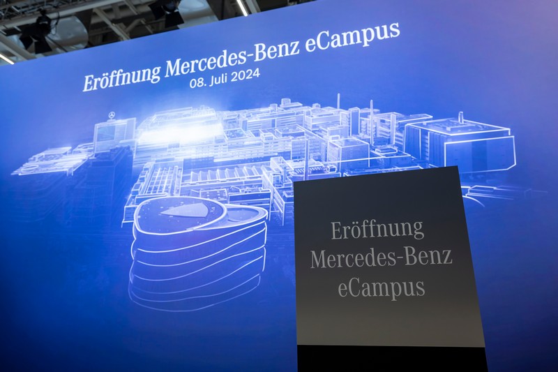 Batterietechnologien der Zukunft: Mercedes-Benz eCampus am Stammsitz Stuttgart-Untertürkheim eröffnet

Battery technologies of the future: Mercedes-Benz eCampus opens at Stuttgart-Untertürkheim headquarters