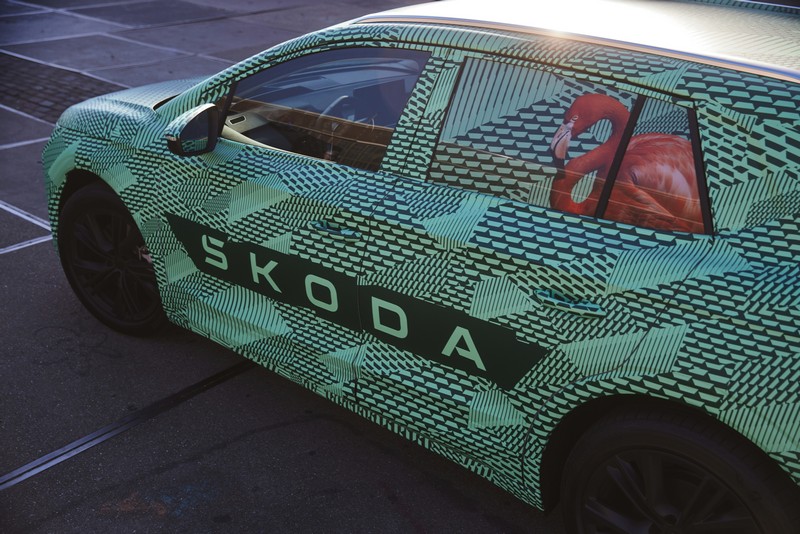 Q-q-ri-q! Itt a teljesen elektromos Škoda Elroq (35)