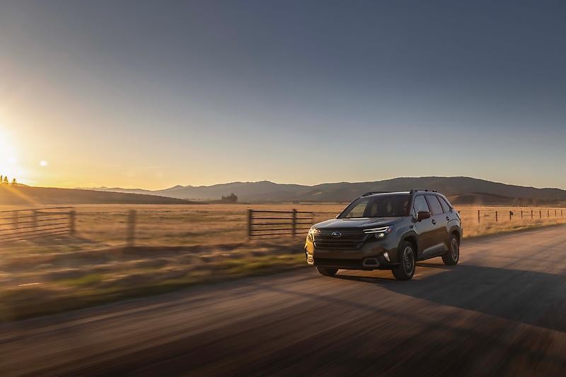 2025-ös Subaru FORESTER (16)