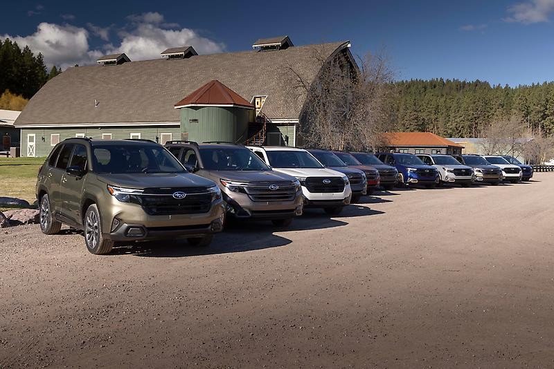 Képeken a 2025-ös Subaru FORESTER SUV (23)