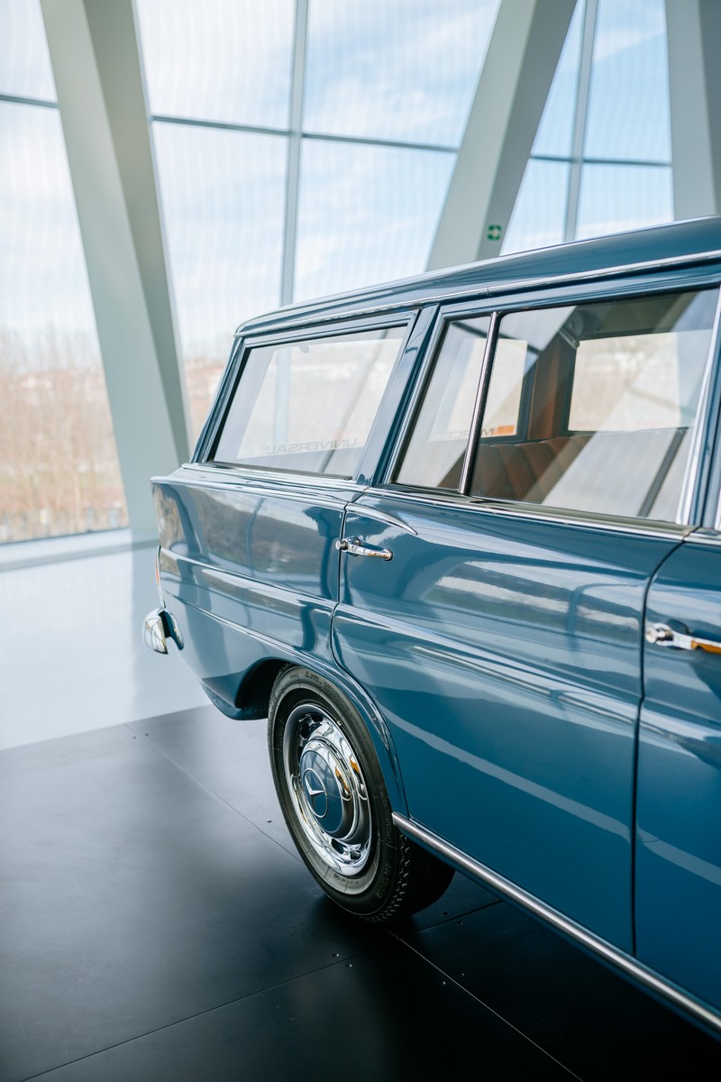 Seltene Schönheit: Der erste Lifestyle-Kombi von Mercedes-Benz

Rare beauty: The first lifestyle estate from Mercedes-Benz