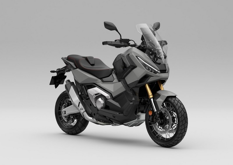 25YM Honda X-ADV