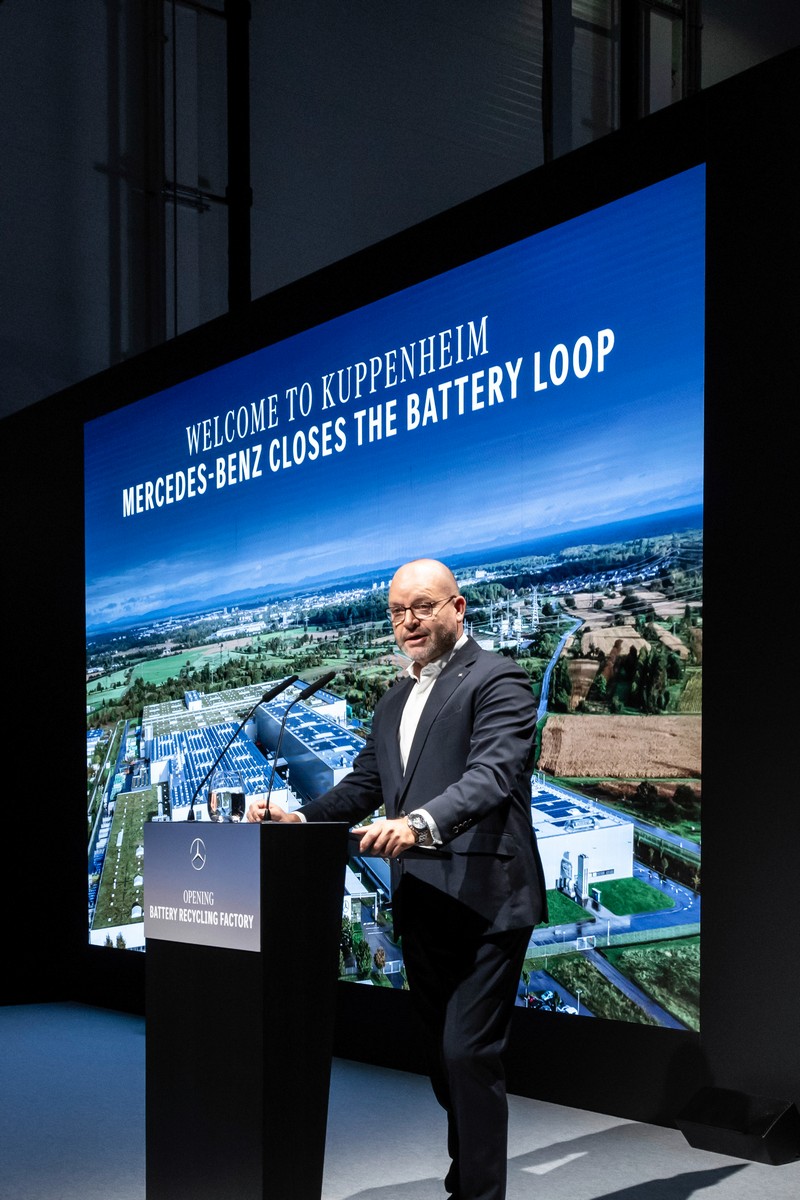 Mercedes-Benz schließt den Batterie-Kreislauf mit eigener Recyclingfabrik

Mercedes-Benz opens own recycling factory to close the battery loop