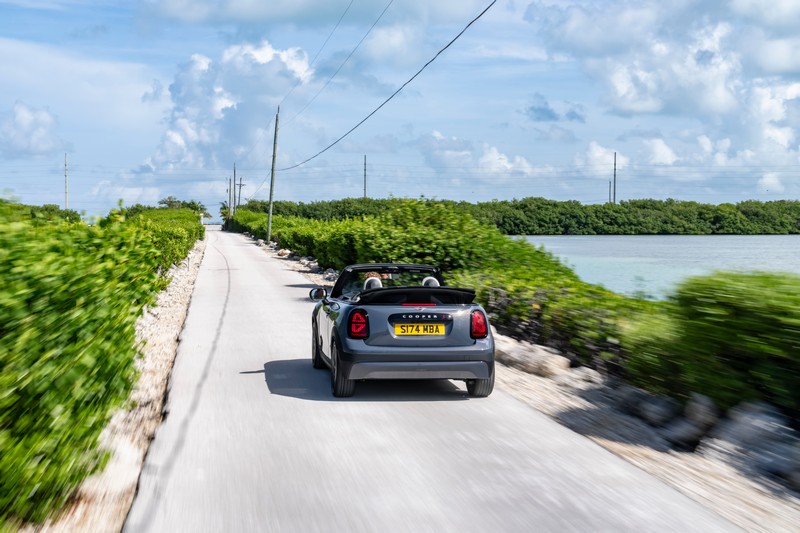 Fotókon az új MINI Cooper Cabrio (28)