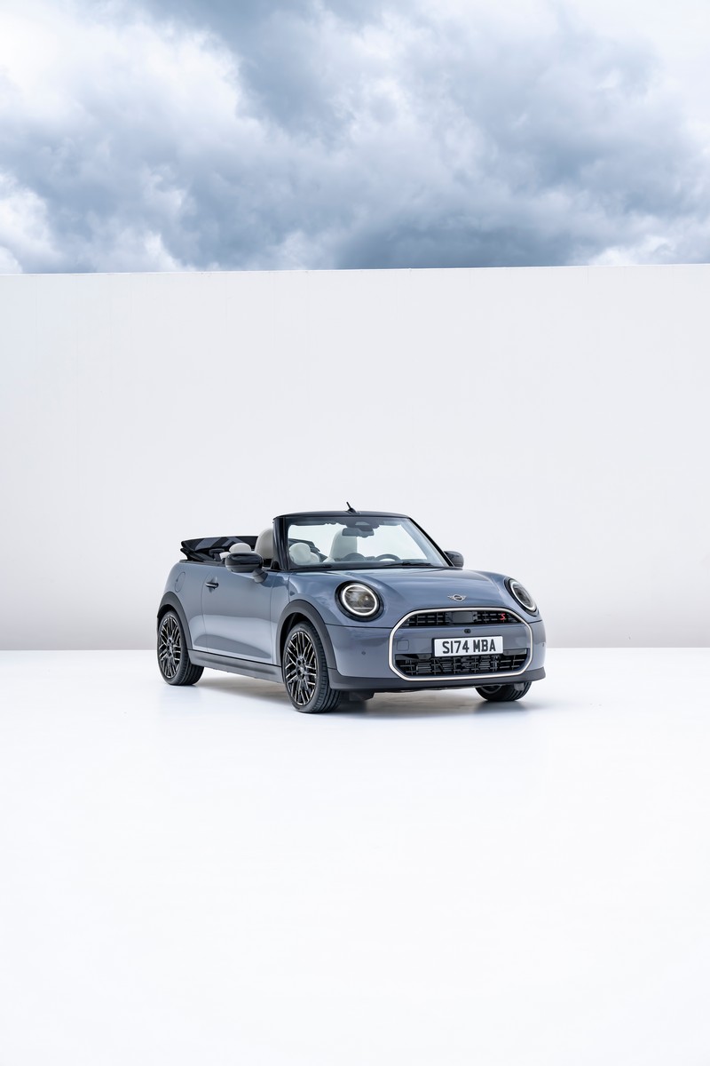 Fotókon az új MINI Cooper Cabrio (44)