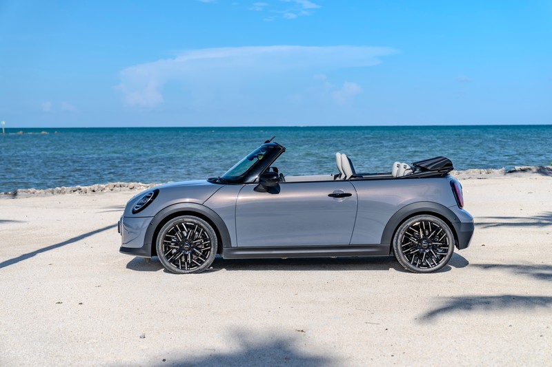 MINI Cooper Cabrio képgaléria (39)