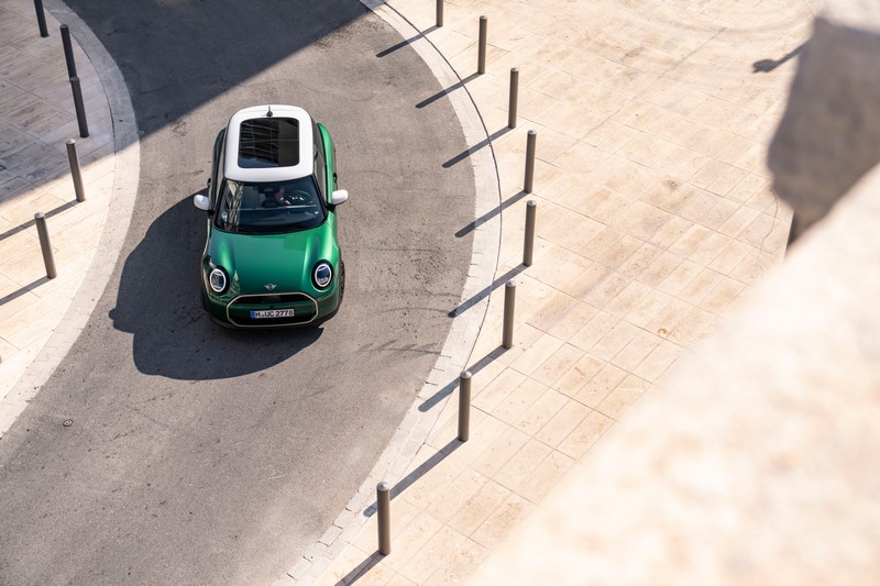 Utastéri játékélmény és gokartos vezethetőség - a MINI Cooper C (33)