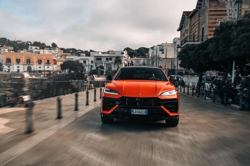 A Lamborghini Urus SE – mindkét világ legjobbja (14)