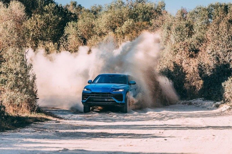 A Lamborghini Urus SE – mindkét világ legjobbja (43)