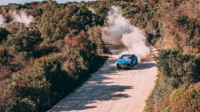 A Lamborghini Urus SE – mindkét világ legjobbja (8)