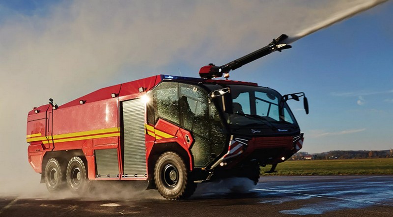 A Rosenbauer elektromos tűzoltóautója úgy néz ki, mintha csak a Marsról szállt volna le (8)