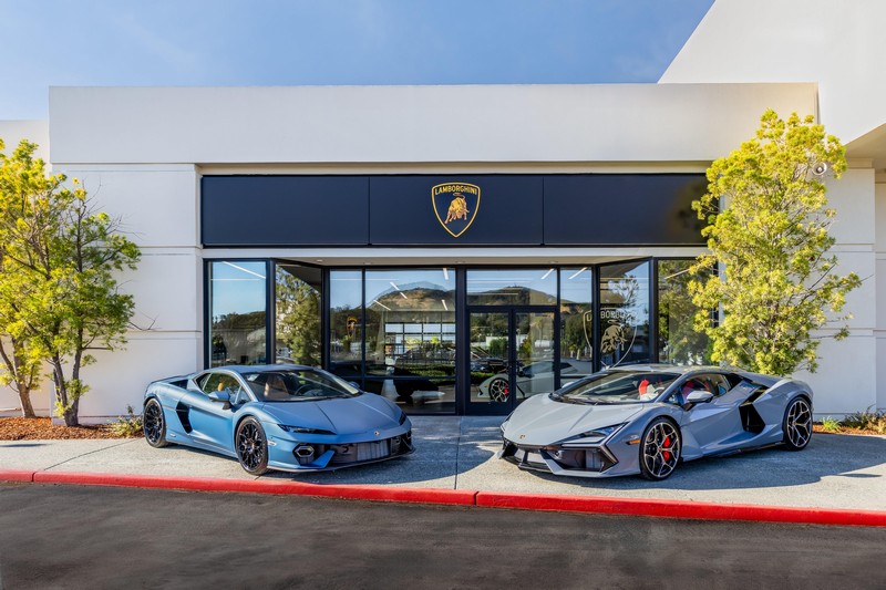 Az Automobili Lamborghini újratervezett San Francisco bemutatóterme (1)