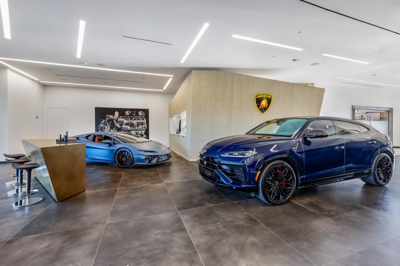 Az Automobili Lamborghini újratervezett San Francisco bemutatóterme (2)