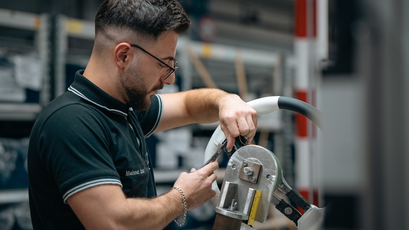 Mercedes-Benz eröffnet neues MANUFAKTUR Studio und erweitert MANUFAKTUR AngebotMercedes-Benz opens new MANUFAKTUR Studio and expands MANUFAKTUR range