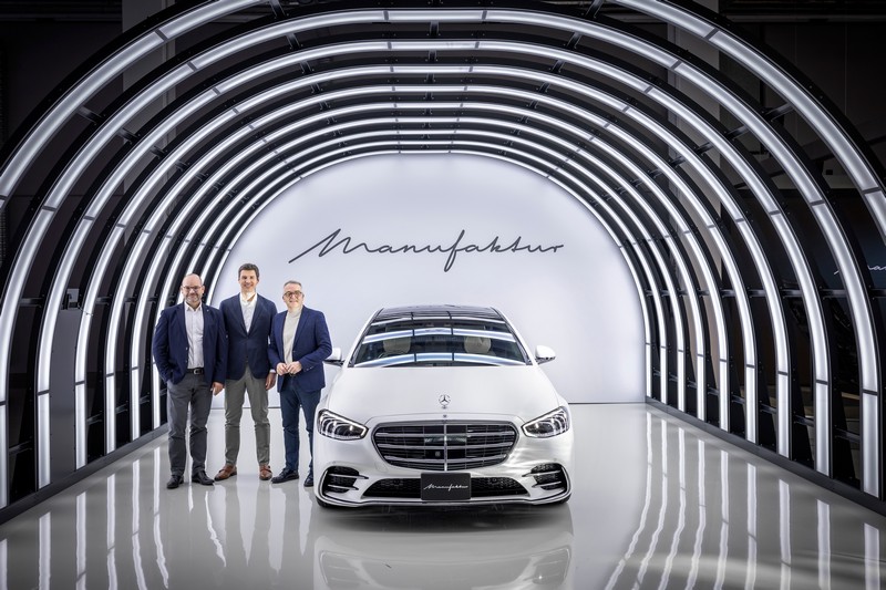 Mercedes-Benz eröffnet neues MANUFAKTUR Studio und erweitert MANUFAKTUR AngebotMercedes-Benz opens new MANUFAKTUR Studio and expands MANUFAKTUR range